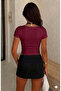 Lace-Detacled Basic Stretchy Solid Fabric Crop Bluz T-Shirt - 2