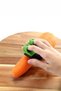 Finger-Type Vegetable Peeler – Practical Mini Multi-Purpose Vegetable and Fruit Peeling Tool |   Ergonomic, Non-Slip, Colorful Design - 4