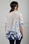 Women's Three-Button Detailed Floral Patterned Single-Pocket Italian Cotton Oversize Blouse - 4