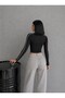 Women's Contrast Detailed Slim Fit Long Sleeve Crop Blouse - 3
