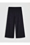 Black Women's Capri with Elastic Waist - 3