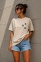 Three Eyes Minimal Printed Unisex Oversize T-Shirt – Cotton Crew Neck Casual T-Shirt
