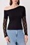 Black Fitted/Asymmetrical Collar Lace Detailed Soft Touch Knitted Blouse Twoss26Bz01008 - 3