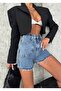 Women's Oval Pocket Design Cut-Out Leg Lycra Denim Shorts - 3