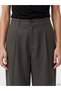 Trendlucky Loose Fit Women's Pleated Fabric Pants with a Difference in Color - 3