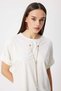 Zero Neckline Blouse with Chain Accessory - 3