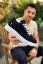 Zrk-X047 Premium High Quality Thick Sole Black and White Suede Casual Men's Sneaker