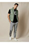 Men Relaxed Fit Quilted Sleeveless Puffer Jacket - 2