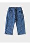 Girl's Star Appliqued Denim Capri Pants - 4