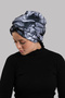 غطاء رأس نسائي من قماش الأنثراسايت بتصميم متقاطع ومزين بنقشة رملية 2511_25 - 2
