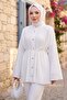 تونيك أبيض بأزرار ذهبية وطيات متعددة وأربطة HM2918 - 8