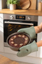 33003 Silicone Oven Glove Heat Insulated Microwave Oven Cookware Tray Holder Green - 3