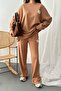Women's Camel Sweater-Pants Set Ribbed Textured Oversized Crewneck Sweater and Wide-Leg Pants - 5