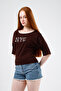 Wide Collar Embroidery Detailed Basic T-Shirt - 3