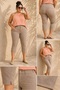 Women's Plus Size Elastic Waist Side Slit Pockets Stretchy Gabardine Capri Pants - 3