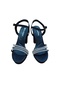 Zenne with Heels