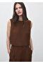 Short Blouse with Buttons