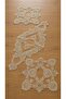 3 قطع من مفارش الطاولة، 2 مناديل مقاس 36x36 سم. طقم مفرش طاولة مطرز مقاس 80x35 سم على قماش التول - 2