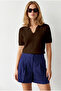 Women's Bitter Brown Viscose Polo Collar Openwork Draped Knitwear Blouse Blz-19003363 - 4