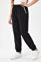 3-Piece Girls' Pocket Piping Detailed Elastic Cuffed Plain Unprinted Sweatpants - 4
