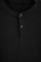 تي شيرت محبوك بأزرار منخفضة الكتف باللون الأسود من Big Size Black Wardrobe Essentials TMNAW27BF00001 - 2