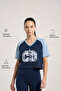 Women's Regular Fit Crop Varsity Tee With Raglan Sleeve - 2
