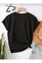 Women's Daisy Heart Print Design Tshirt - 2