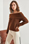 Women's Degaje Collar Brown Sweater - 8