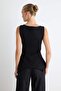 Siyah Düz Kayık Yaka Peplum Asimetrik Kolsuz Örme Bluz TWOAW27BZ00265 - 4