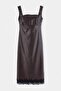 Kahverengi Bodycon/Vücuda Oturan Kare Yaka Maxi Suni Deri Dantel Detaylı Örme Elbise TWOAW27EL00059 - 5