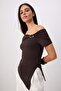 Kahverengi Düz Fitted/Vücuda Oturan Carmen Yaka Örme Bluz TWOSS26BZ00888