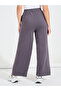 High Waisted Wide Leg Pintuck Jogger with Badge Detail - 4