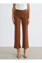 Esvab • Modern & Distinctive Slim Fit Women's Trousers - 4
