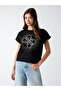 Round Women's Regular Fit T-Shirt