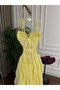 فستان سهرة أصفر بطبقات شيفون وتطريز خرز لامع - 4