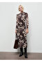 Asymmetric dress with floral print - 2