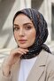 وشاح حريري من التويل