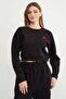 3 Thread Heart Embroidered Crop Sweatshirt - 2