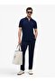 تي شيرت رجالي ذو ياقة بولو باللون الأزرق الداكن من Elevated Essentials - 5