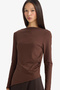 Fitted Crew Neck Long Sleeve T-Shirt G5677Ax25Wn
