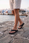 Men's Black Flip-Flops Comfortable Sole Sandals Stylish Lightweight Casual Sea Beach Slippers with Comfortable Straps - 2