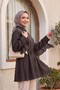تونيك مودال كبير الحجم بأكمام جناح الخفاش وحزام بأزرار - بني غامق - 4