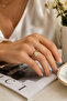 خاتم قابل للتعديل مرصع بالأحجار ومعالج بحرفية عالية - 2
