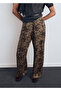 Satin pants with leopard print