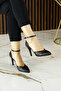 Liana Black Mesh Stiletto 9 Cm.