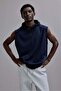 Regular Fit Sleeveless sports hoodie with DryMove™