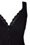 Siyah Düz Fitted Havuz Yaka Kolsuz Dantel Detaylı Crop Fitilli Esnek Örme Bluz TWOAW27BZ00209 - 9