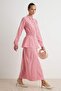 Kırmızı Beli Gipe Lastkli Ekose / Kareli Maxi Dokuma Tesettür Elbise TCTSS26EB00092