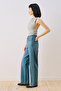 بنطلون جينز مستقيم طويل الساق باللون الأزرق - 3