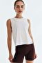 Boxy-style sports vest top in DryMove™ - 2